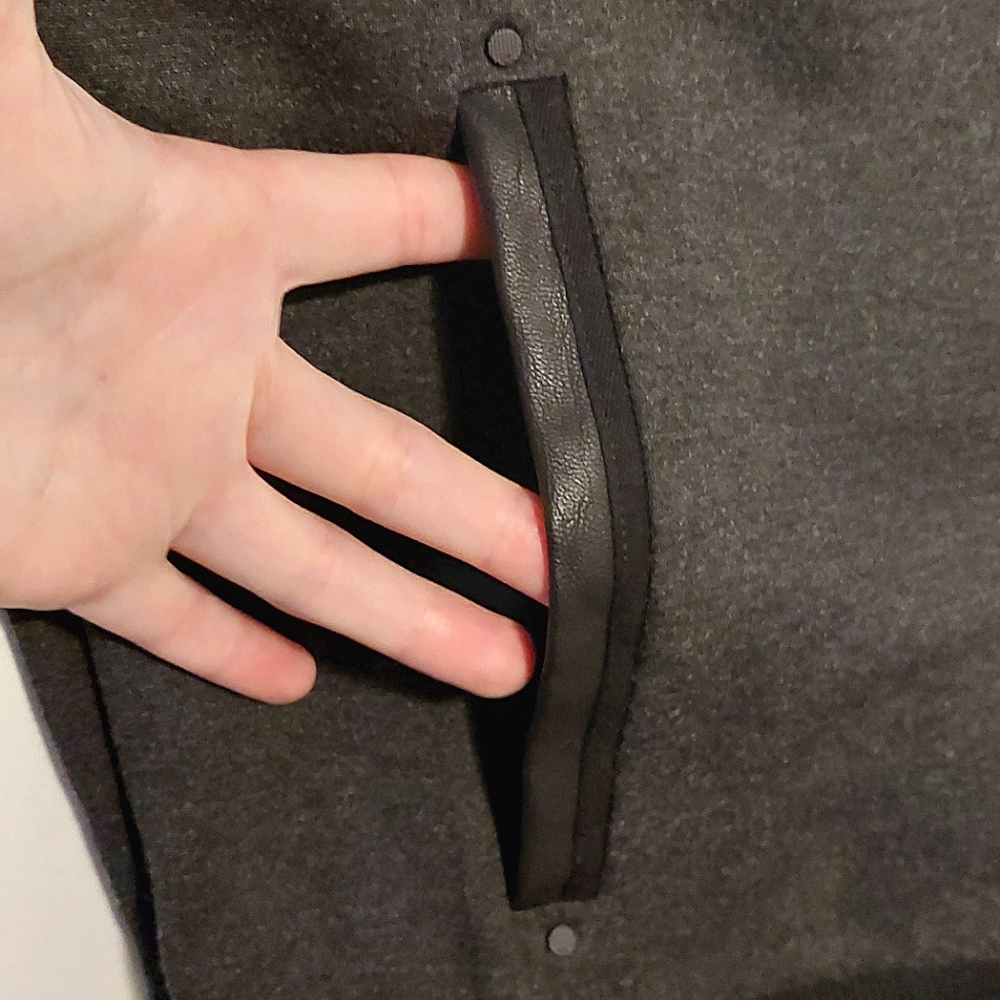 Calvin Klein Men's Black Zip-Up Jacket with Leather Accents & Pockets NWT Sz. XL - Picture 5 of 16